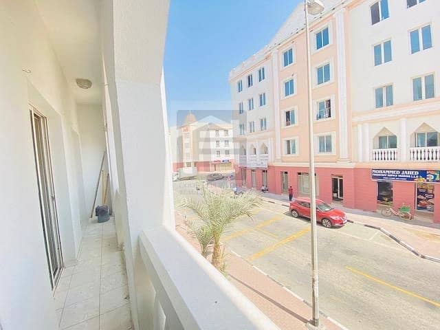 8 Partial Roundabout View 1 Bedroom with amazing Deal
