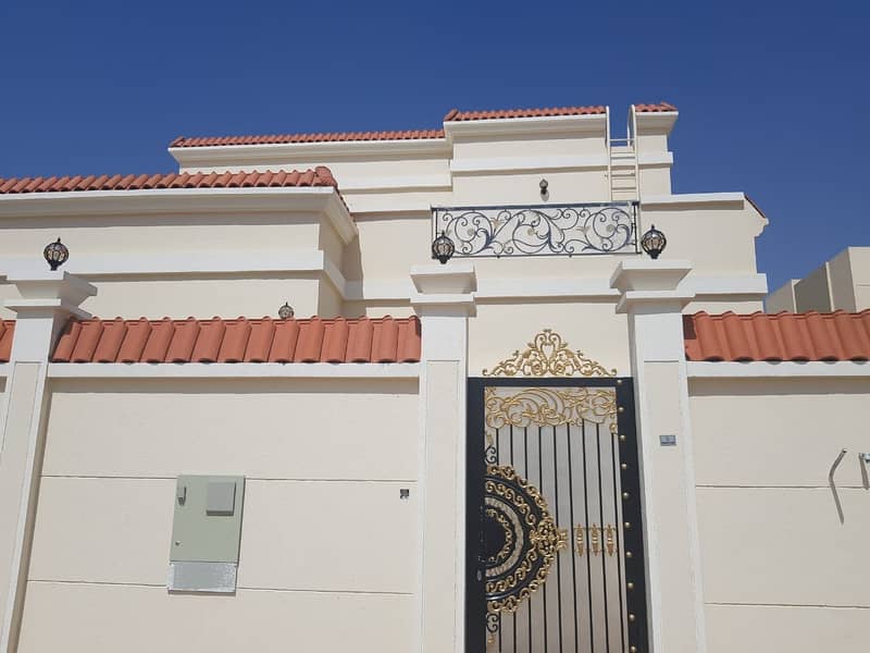 A ground floor villa for sale on a neighboring street at a price shot directly from the owner with facilities in payments for a period of 300 months