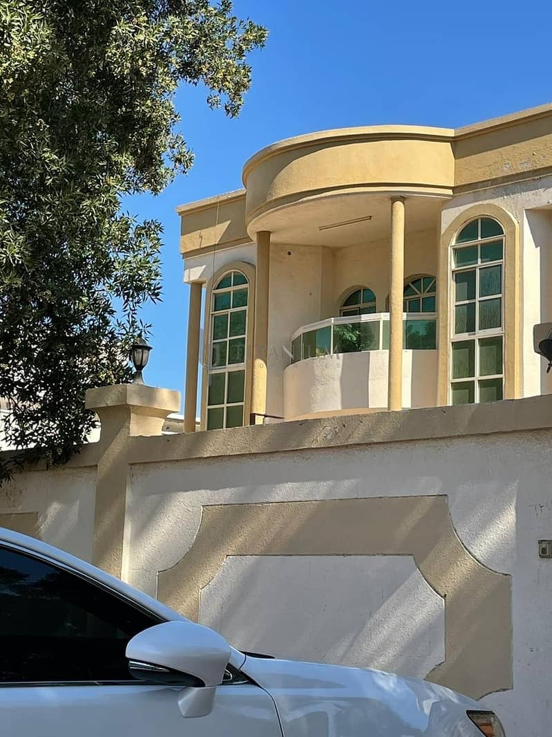 BIGGEST VILLA 5 BEDROOMS HALL MAJLIS BIG HOSH PARKING AREA