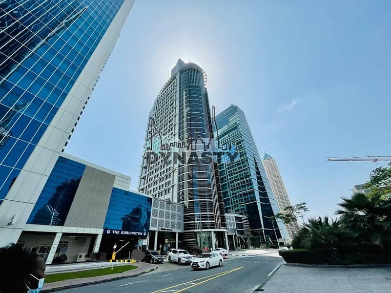 18 Furnished Office | Prime Location | 2 Parking Spaces