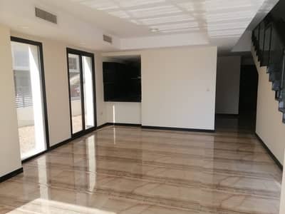 corner unit | 4 bedroom with maid room | elevator | kitchen with built in appliances corner unit | 4 bedroom with maid room | elevator | kitchen with built in appliances