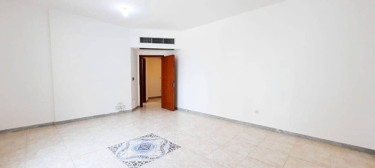 SPACIOUS //1 BHK APARTMENT FOR RENT AT CORNICHE