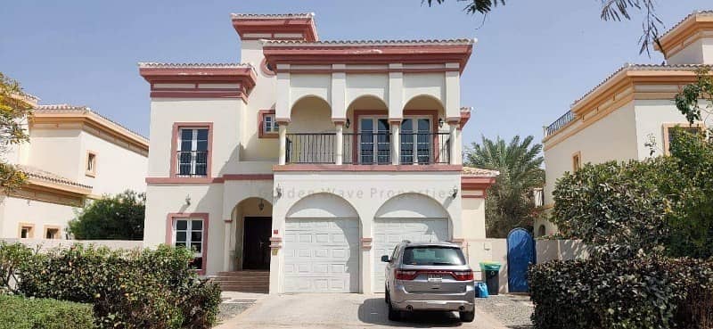 | 4 beds with study  | Type E2 Cordoba with private pool close to community cent