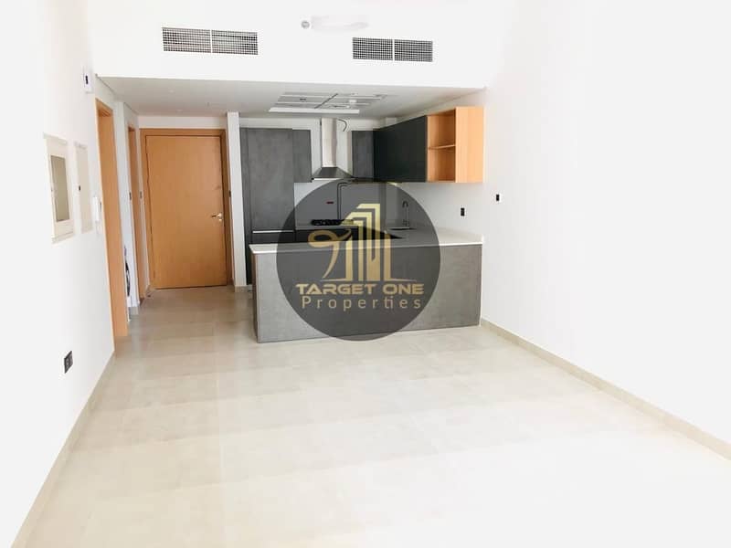 BRAND NEW BUILDING|POOL VIEW|BRAND NEW 1BHK|KITCHEN EQUIPPED
