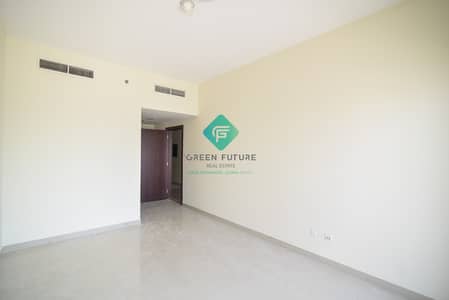 High End  Finishes Wooden Floor | Smart Layout with 2 washrooms | High Floor | Luxury Amenities