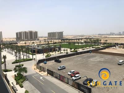 Vacant Double Balcony Park Views Town Square Vacant Double Balcony Park Views Town Square