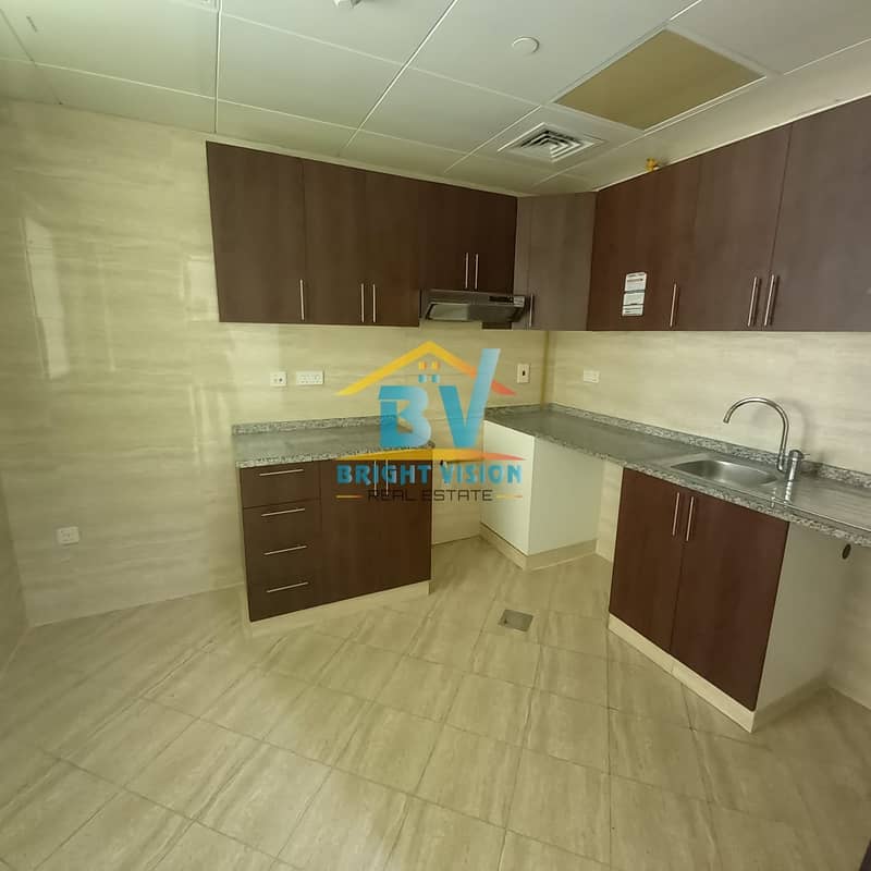 7 High Quality Modern 2 Bedroom with Parking in Al Reem