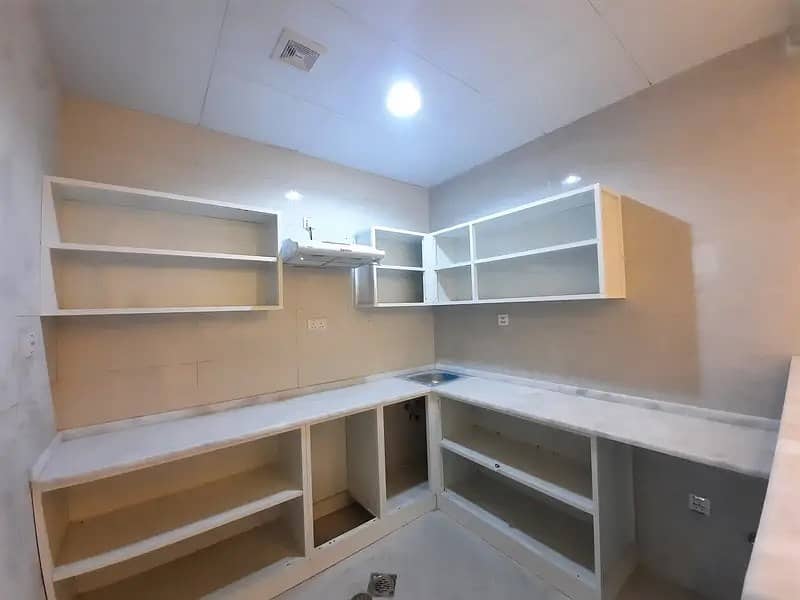 Квартира в Мохаммед Бин Зайед Сити, 28000 AED - 4589702