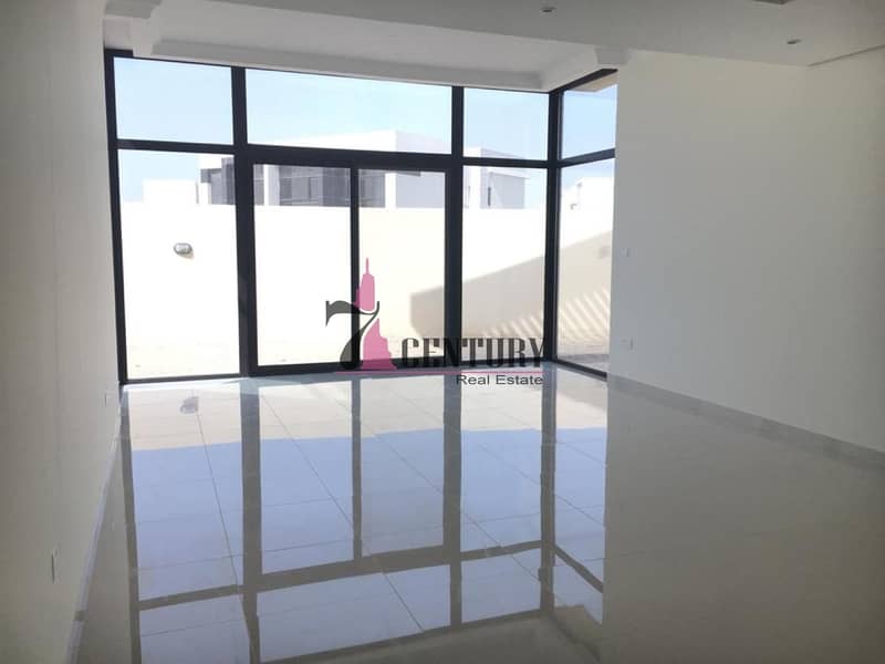 2 5 Bedroom + Maids Room | Golf View | Unfurnished