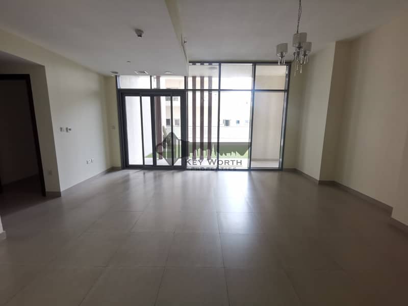 17 water front 1 bed room very bright  apartment in jaddaf