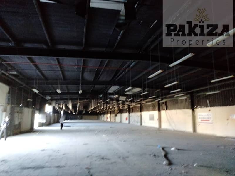 12 Tax Free ! Prime Location Commercial Multipurpose Warehouse  Available In Al Quoz 4 ! At Low Rent