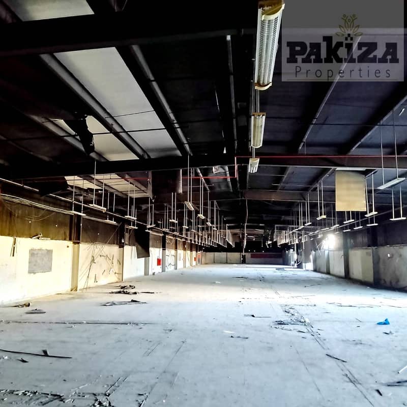 8 Tax Free ! Prime Location Commercial Multipurpose Warehouse  Available In Al Quoz 4 ! At Low Rent