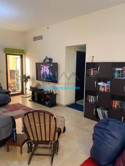 Huge And Bright 2 Bedroom Apartment For Sale With Amazing View Huge And Bright 2 Bedroom Apartment For Sale With Amazing View