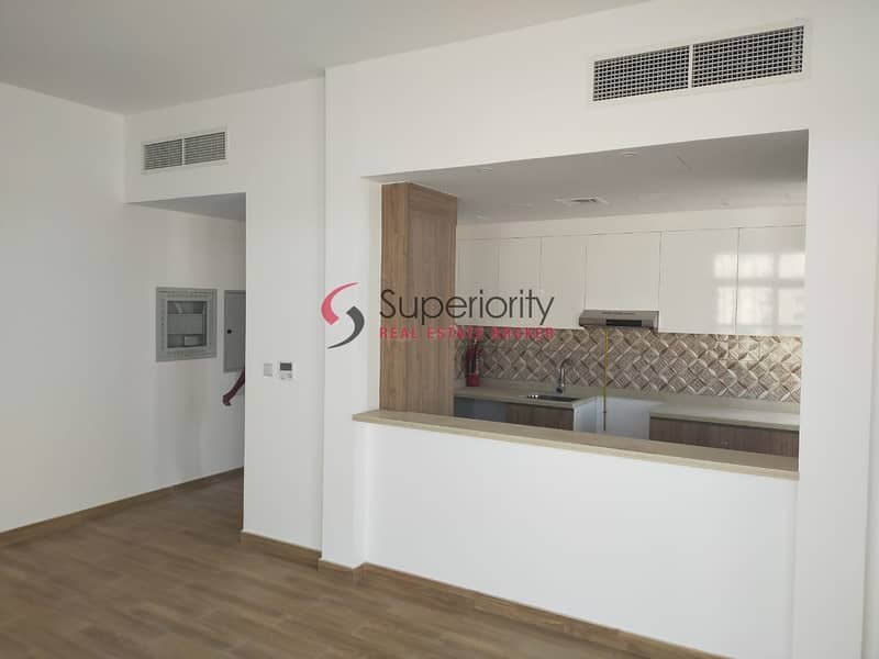 New Building | 1 Bed Room | With Balcony in Liwan