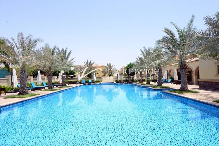 9 Live w Your Family In This Standard Arabian Villa