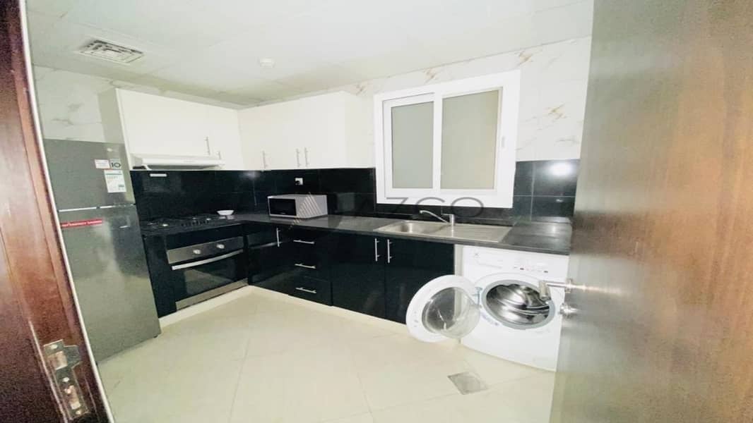 6 FULLY FURNISHED | QUALITY LIVING | CLOSED KITCHEN