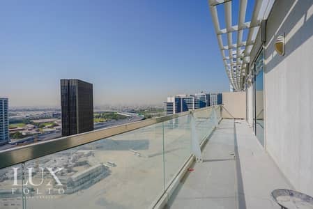Large 2 Beds + Maid & Study|Bright|Balcony Large 2 Beds + Maid & Study|Bright|Balcony