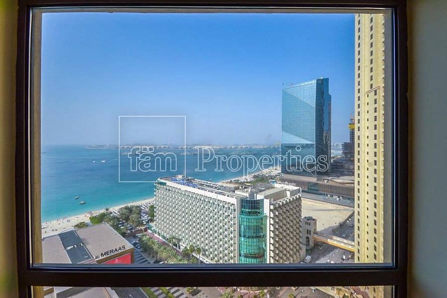 Partial sea view| Spacious and bright unit|