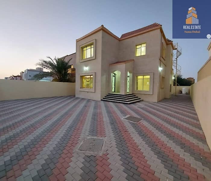 Villa for rent in the most prestigious areas of Ajman, excellent finishing, close to all services and very close to the neighboring street
