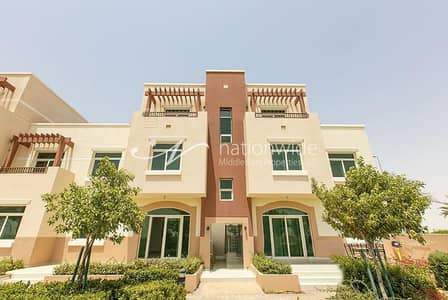 استوديو للبيع في الغدیر، أبوظبي - Invest or Live In This Perfectly-priced Unit استوديو للبيع في الغدیر، أبوظبي - Invest or Live In This Perfectly-priced Unit