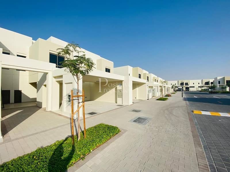 Near the Pool & Park | Single Row | Ready to Move Near the Pool & Park | Single Row | Ready to Move