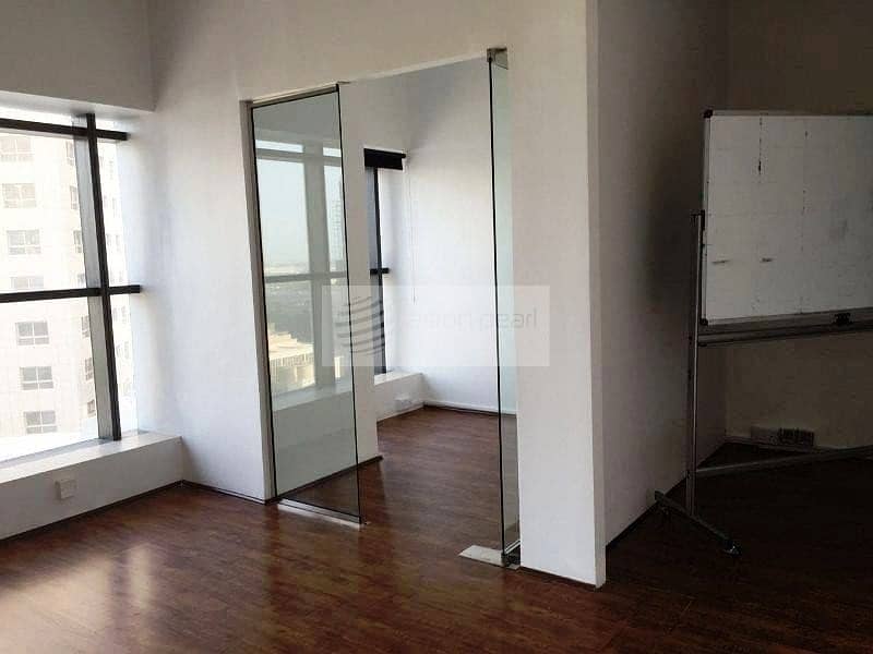 5 Fully Fitted Office in Al Shafar Tower  | Vacant |