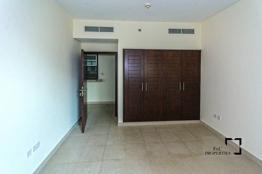 6 Available | Burj View | Chiller Free | 1 Br Apt