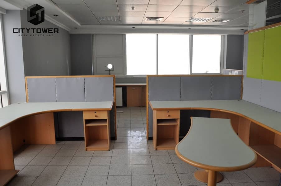 13 Office available in Al Bakhit Centre - Near clock tower