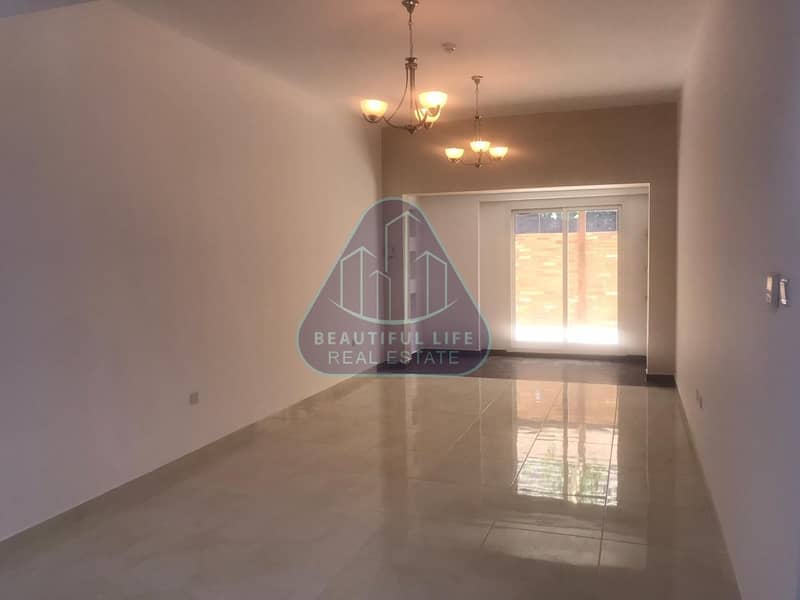 DECENT | 1 BEDROOM IN THE TULIP DECENT | 1 BEDROOM IN THE TULIP
