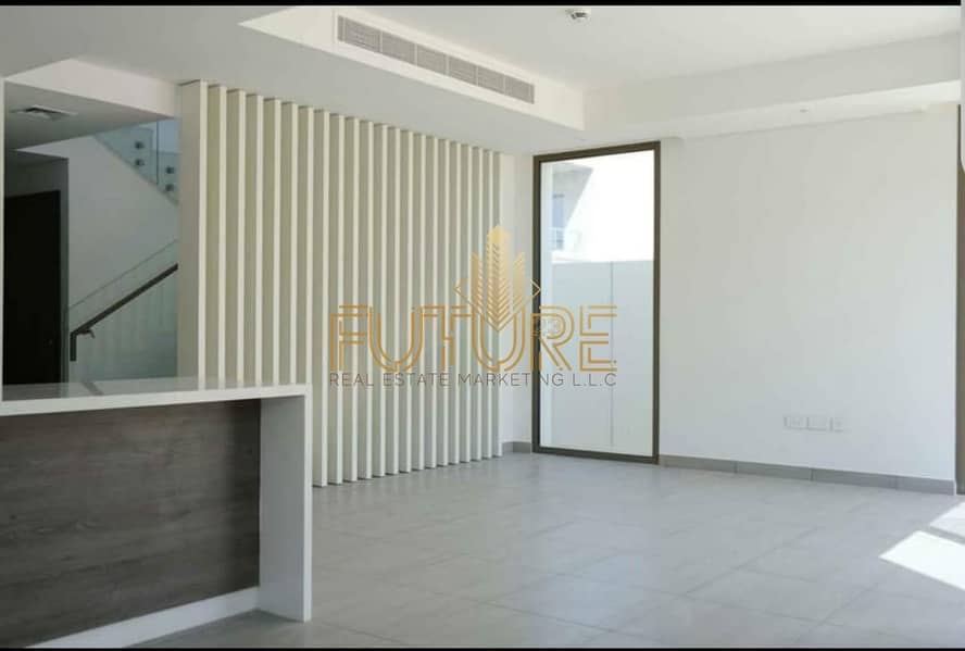 4 New Develop 3BR Townhouse in Yas | Single Row