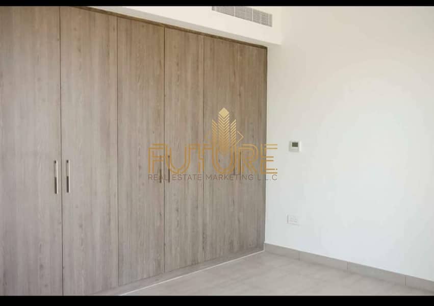 9 New Develop 3BR Townhouse in Yas | Single Row