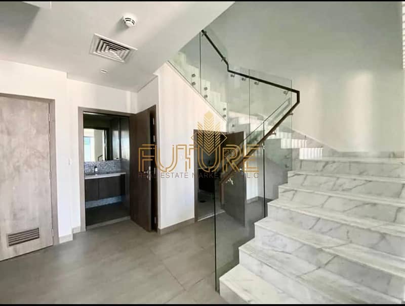 11 New Develop 3BR Townhouse in Yas | Single Row