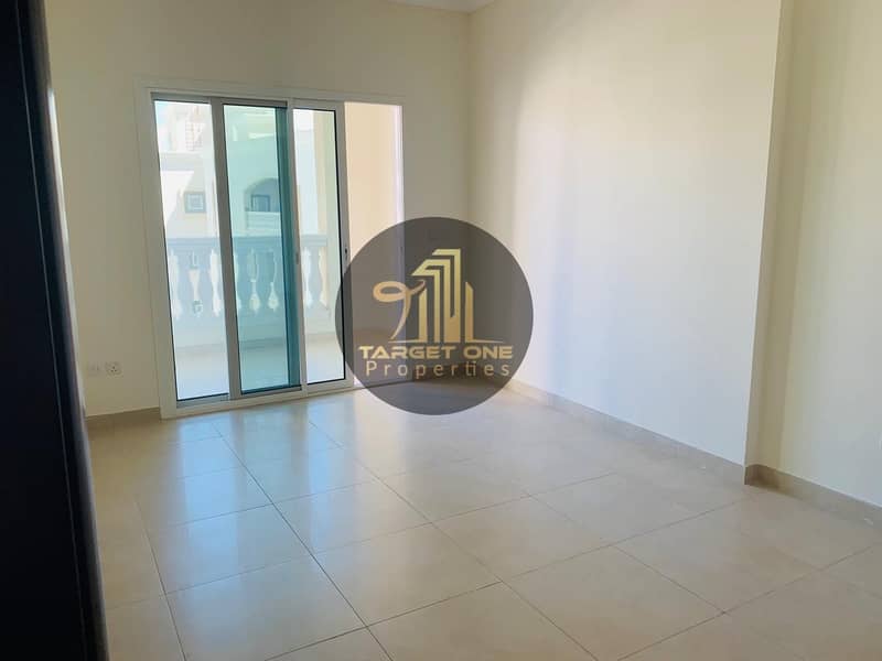8 1 BHK pull view for rent in The Plaza Residences