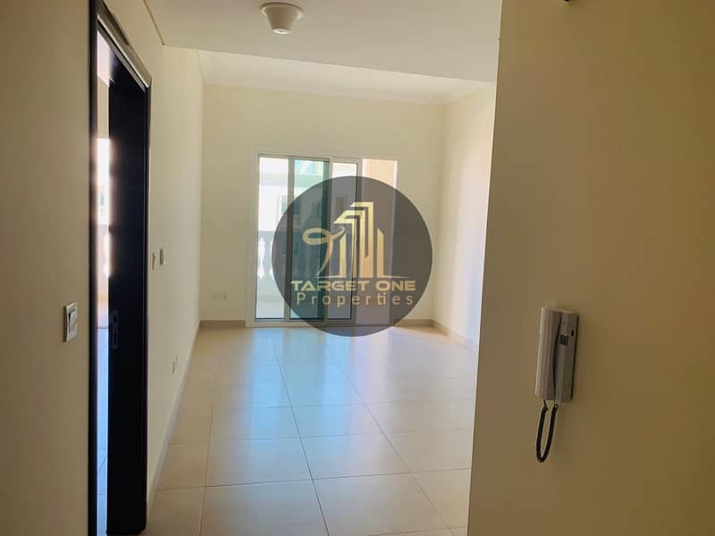 10 1 BHK pull view for rent in The Plaza Residences