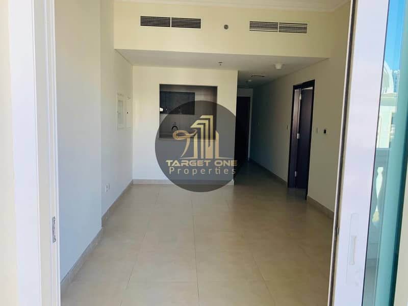 11 1 BHK pull view for rent in The Plaza Residences