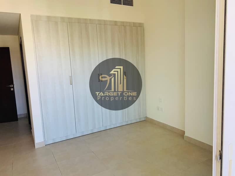 12 1 BHK pull view for rent in The Plaza Residences
