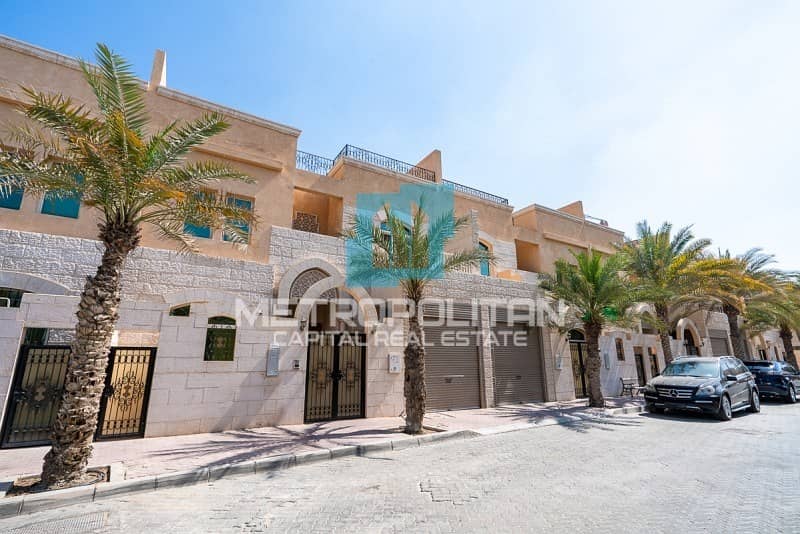 Spacious Luxury Layout| Private Garden|Big Terrace