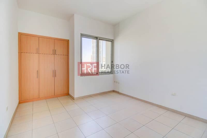 4 Affordable Rent|Close to City Center| Family Building