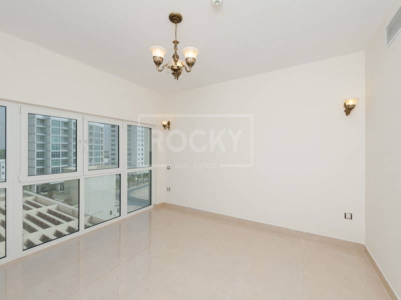 8 Well Maintained | 2-Bed | Equipped Kitchen | Burj Al Arab View