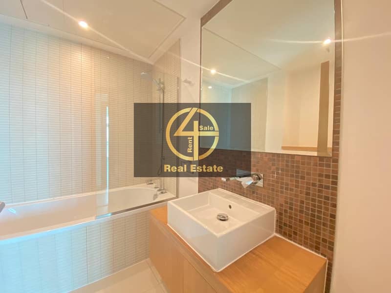 29 Sea View|Charming  2 Master Bedroom Apartment!