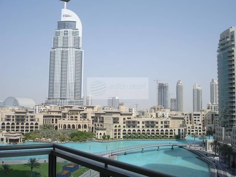 Lake and Fountain View | 1 Bedroom with Balcony