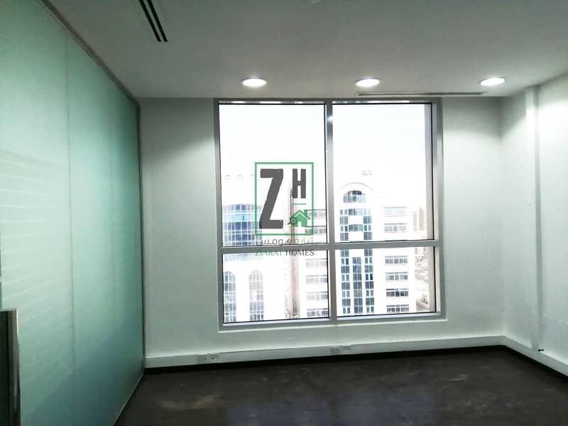 7 Panoramic Fitted Office type commercial  in the Heart of Aiport Street