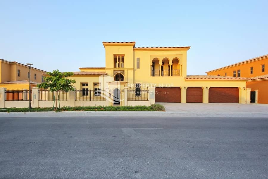 Executive Arabian Villa | Family