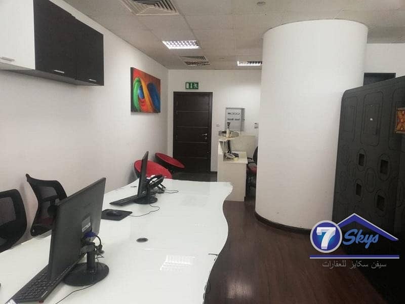 2 UnFurnished office near Metro only 46k