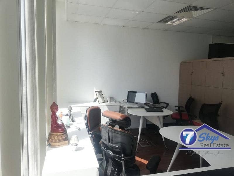 7 UnFurnished office near Metro only 46k