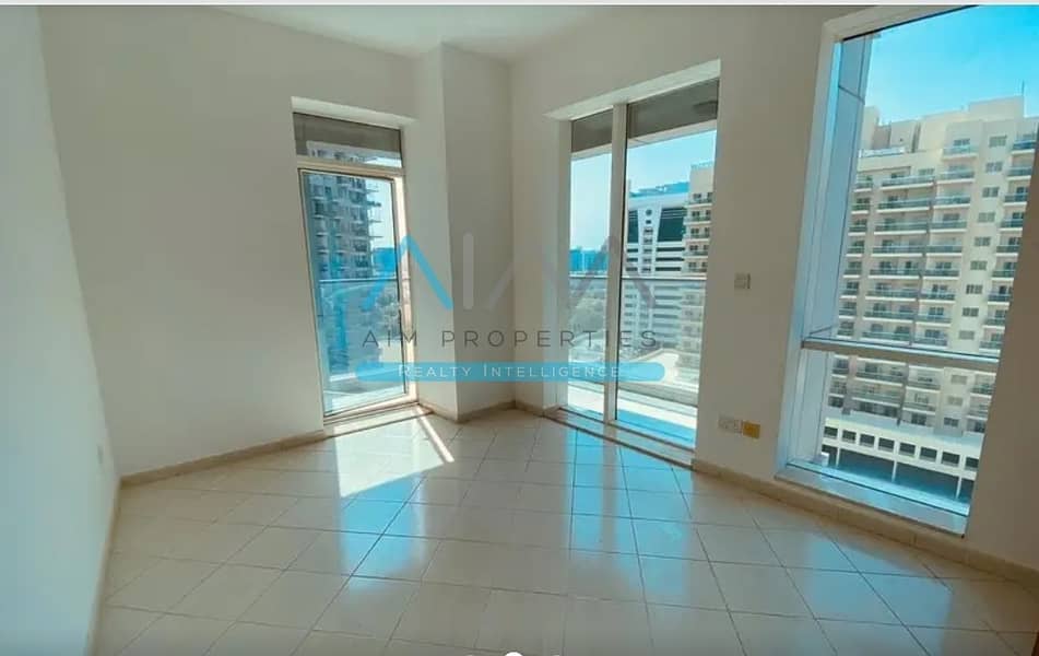 3 IMMACULATE 1BR WITH NICE VIEW ON 29K