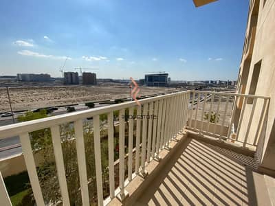 Spacious 1-bedroom with Balcony Spacious 1-bedroom with Balcony
