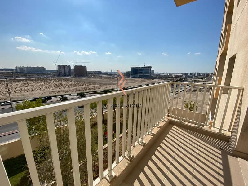 Spacious 1-bedroom with Balcony Spacious 1-bedroom with Balcony