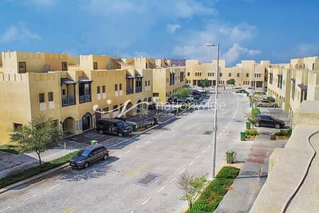 Enjoy Living In This Villa with Rent Refund Enjoy Living In This Villa with Rent Refund