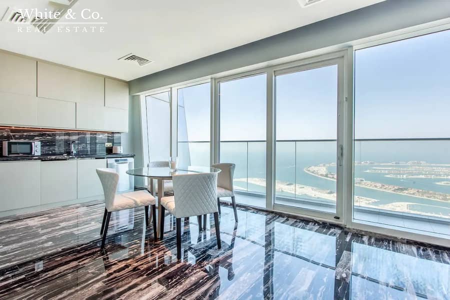 3 Upgraded Penthouse - Full Floor - Sea Views